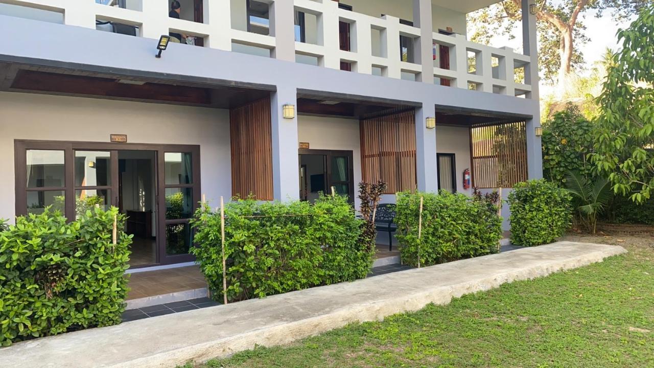 Billabong Hotel And Cafe Baan Tai Exteriör bild