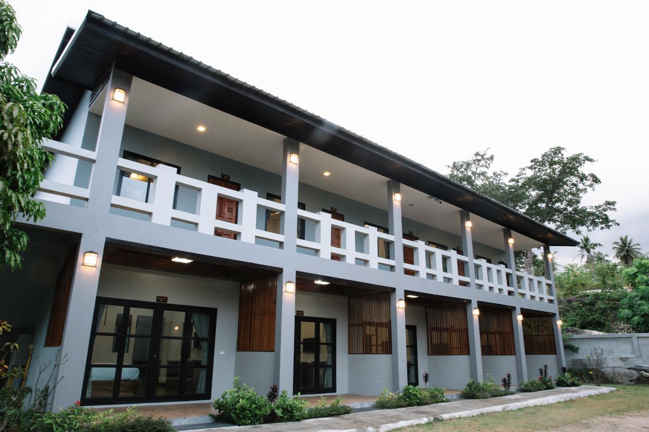 Billabong Hotel And Cafe Baan Tai Exteriör bild