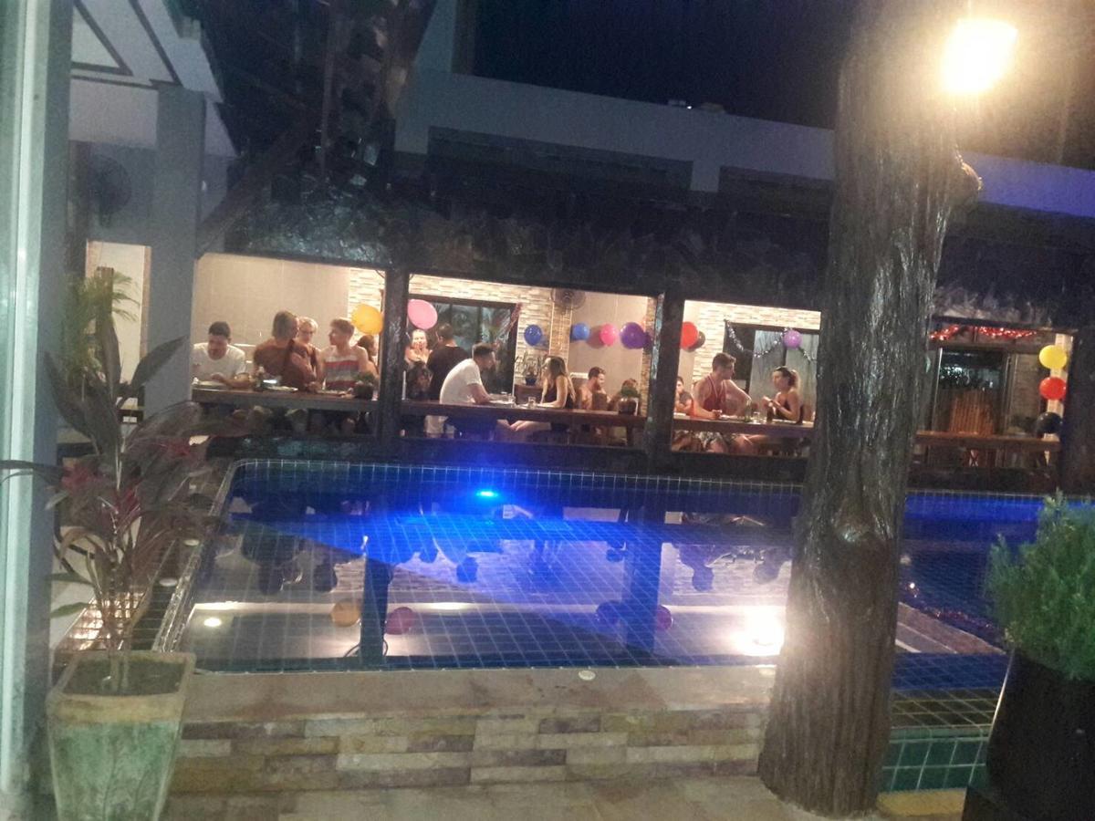 Billabong Hotel And Cafe Baan Tai Exteriör bild